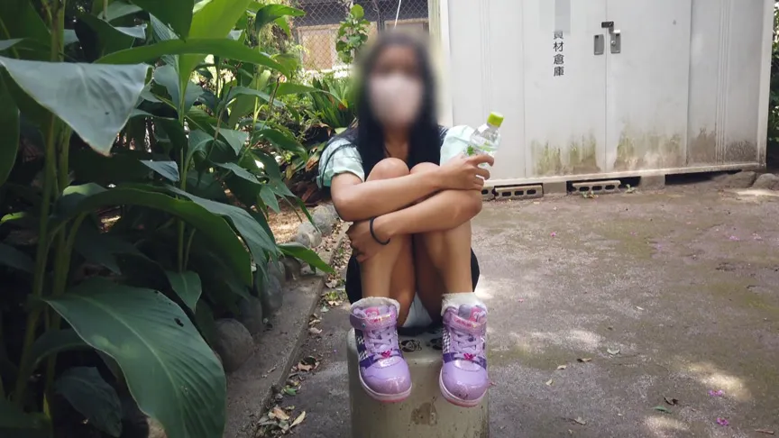 【JSロリ】夏の思い出 そそるおっぱいの女の子