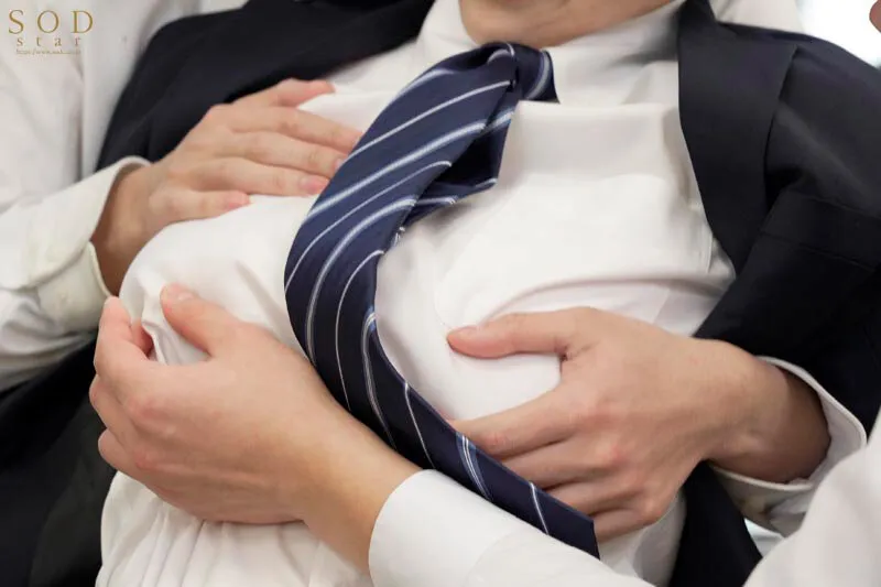 【TSF】パワハラくそ上司が女体化したので、社内共有膣にしました。 恋渕ももな