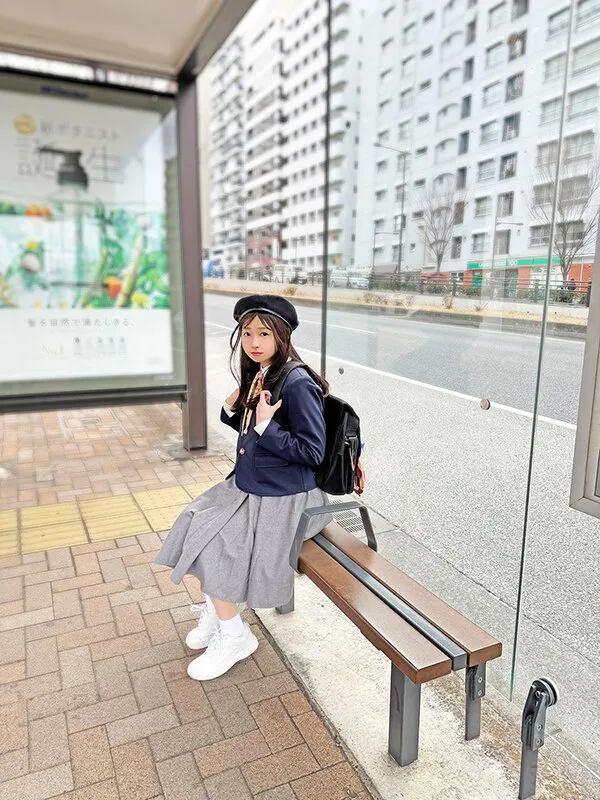 【JSロリ】150cmの可愛らしい未発育美少女にバス運転手さんからの本気求婚中出しレイプ 望月つぼみ