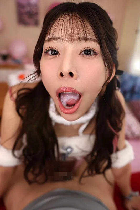 【桜木美音】【VR】いっぱい褒めてくれた男の子には中出しさせてアゲる♪顔面偏差値ズバ抜けてるのに簡単に本番しちゃうあざと可愛いオナクラ嬢