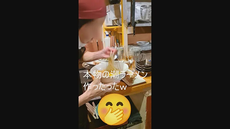 仕事中は真面目だが、エロい雰囲気になったら抜いてくれるおまんこも、お口もゆるい女子大生