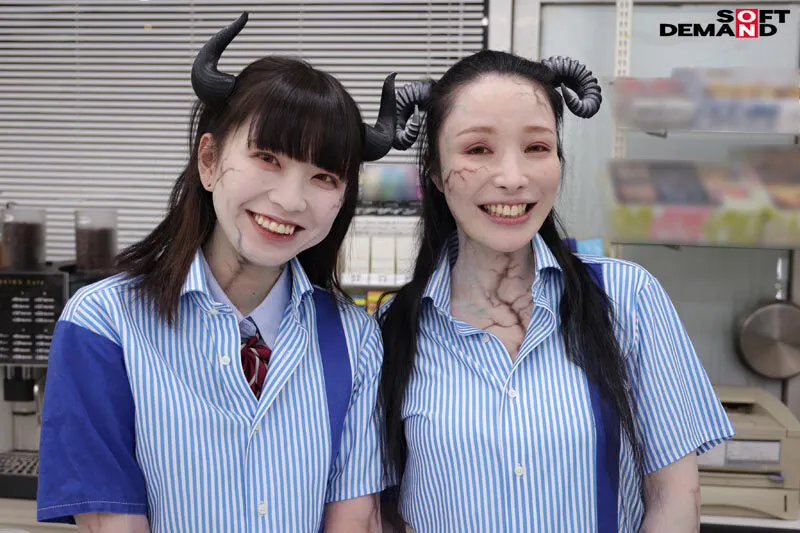 【雫月心桜 藤木紗英】【JK】社会に溶け込むサキュバス親子 ザーメン中毒症状と本気で向き合い、生活する母と娘