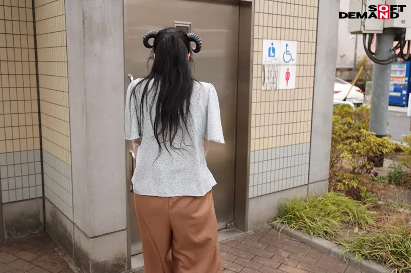 【雫月心桜 藤木紗英】【JK】社会に溶け込むサキュバス親子 ザーメン中毒症状と本気で向き合い、生活する母と娘