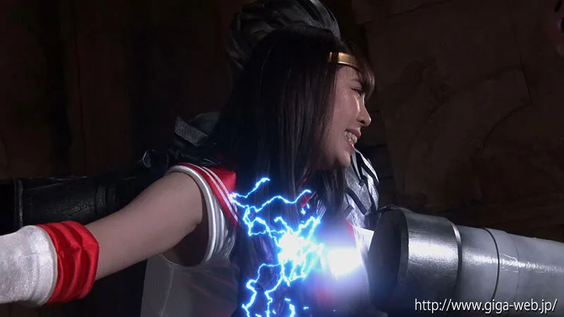 【セーラーマーズパロディAV】ヒロインピンチ18 美少女戦士セーラーフレア ～地獄の超震動！破壊される紅き乙女～ 加賀美さら