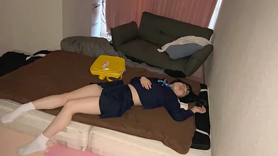 【姫野らん】【JCレイプ】つきまとい08 小さな手足を元気いっぱい動かしながらパンチラも気にしない姿を盗撮しながらつきまとい睡眠強● 無防備な瞬間に連れ去りピンッと立った乳首と肥大クリをこねくり回し連日中出しで無気力になるまでの監禁記録