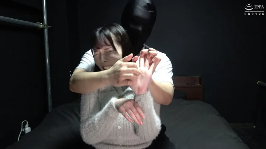 「足裏弱点のアイドルを私服でくすぐりチェック！」WAKA-044 宇佐美みおん（1）