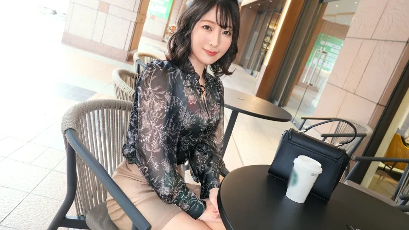 【藤宮ゆかり】【訳ありな人妻】「騎乗位のとき、自ら動くタイプです。。。」気持ち良いところを探しては、無心に腰を振り続け、快楽の波を自分から引き寄せる。自分の快感に正直な彼女は、とにかく、えろい。ただ、この一言に尽きる。 【初撮り】ネットでAV応募→AV体験撮影 2166