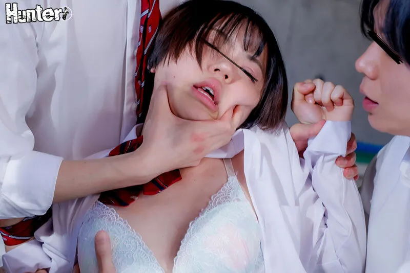 【伊織ひなの 加賀美さら 皆月ひかる 他】【JK】公開処刑2