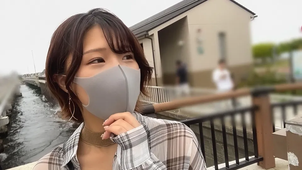 【江ノ島・ハメ撮り紀行】167cm・Gカップ美容師 さき22歳 おじさんセフレの極太ペニスでおま●こ出し入れ大絶叫 パイ射＆中出し