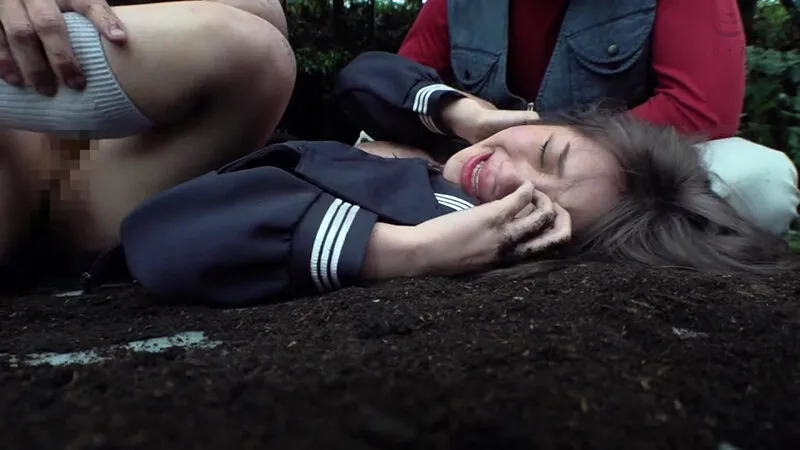 【JK】下校中の女子●生を狙った野外拉致レイプ映像