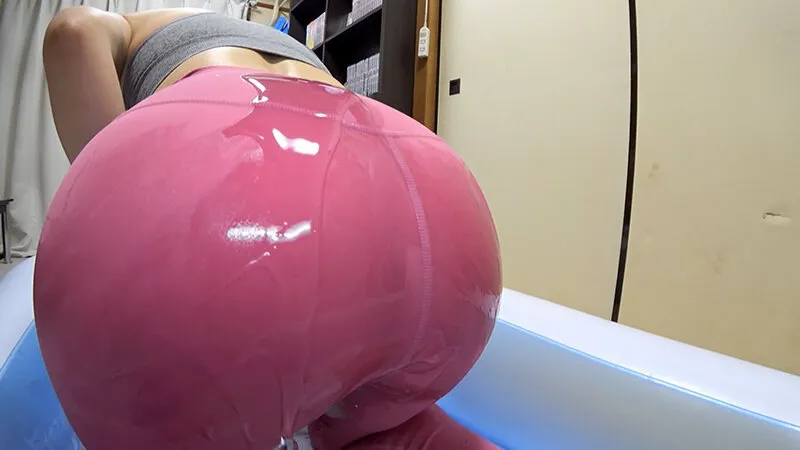 紗々原ゆり 神ジムウェア 美意識高いジム通いお嬢さんやSNSインフルエンサーのジムウェア姿！！我々と住む世界が違う高嶺女子の美尻や恥丘やジョリワキを接写で堪能！！ジム女子の太腿や尻や着衣放尿までも！！身体にフィットするウェアのシルエットを超接写完全着衣でハメ撮り