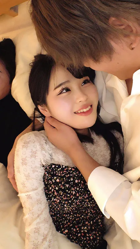 【桃瀬真鈴】まりん【素人カップル 薬物で彼氏昏倒中にNTR】