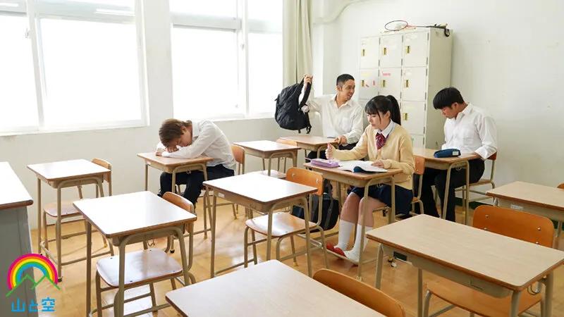 【JKレイプ】敏感な乳首をこねくり回され我慢できず大量失禁…喉奥貫通イラマ輪姦され白目イキしてしまうJ系 皆月ひかる