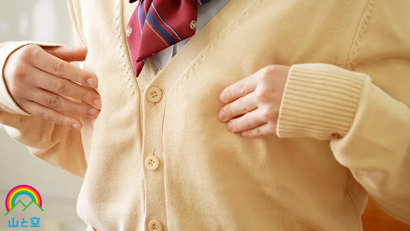 【JKレイプ】敏感な乳首をこねくり回され我慢できず大量失禁…喉奥貫通イラマ輪姦され白目イキしてしまうJ系 皆月ひかる