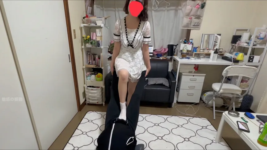 姉弟喧嘩は姉が弟への金玉つぶしの刑で決着！電気アンマで暴発射精させられる弟