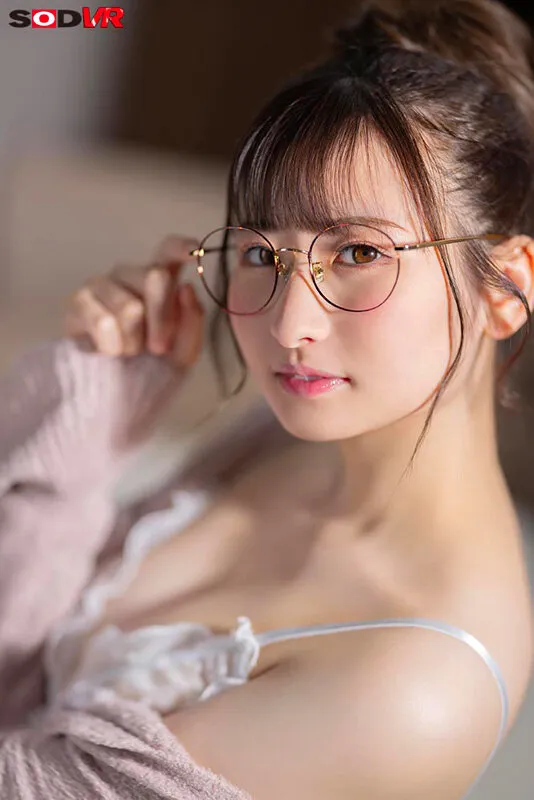 【弟×眼鏡姉 近親姦レイプ】【VR】【8K】「眼鏡姉のことが好きな弟の僕をお家デート中の彼氏と勘違いして浮気中出しセックス」 末広純