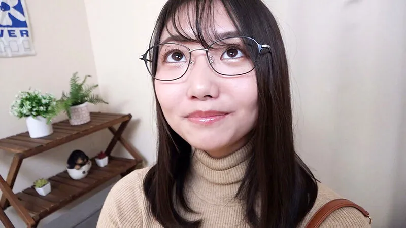 【星明日菜】【超A5ランク素人産最高級肉入荷】おとなしそうな地味メガネなのに脱いだらエロ漫画に出てきそうな豊満肉体女子大生 しずか