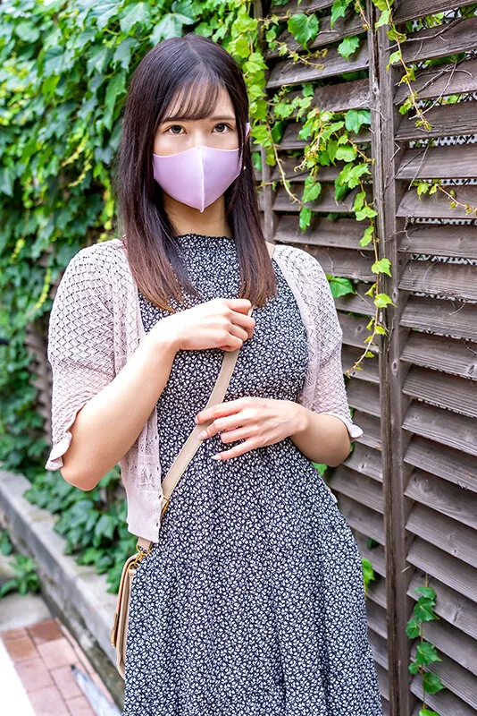 【香椎みすず】顔出し！素人女子大生！現役学生モデルすずちゃん（21）身長170cm別世界のスーパー美ボディ。乳首ビンビンに勃起してうねる連続中イキ！モデル事務所所属決定！