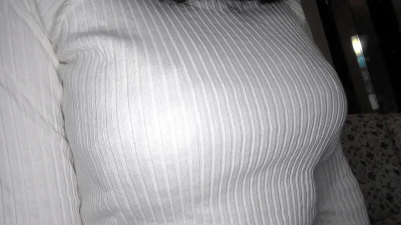 【愛野ひなた 北原杏 横山夏希】素人娘の私物ブラと敏感エロチクビ