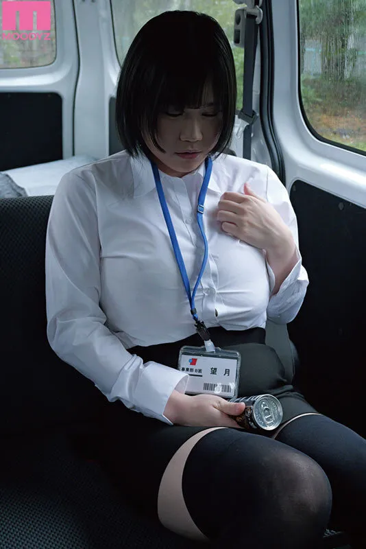 【新田雪】推定 Kカップ 傷心中のちょいぽちゃ後輩を慰めたら肉体関係を迫られた！？ ～社員旅行から二人で抜け出して…温泉貸し切りで本気の浮気セックス～ 原作 ふたわーくす 売上 6.8万部超 実写化