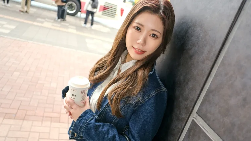 【木村茉白】【指原莉乃似】【隠れ巨乳ばんばんざい！！】なぜ隠すのか、Gカップを！そんな、指●莉●似のアイドルみたいな美少女がきてくれました！「最近、セックスが好きになりました。。。硬くて、大きいチンコに出会ったからですかね。。(笑)それから、ずっとエッチなことを考えちゃいます(照)」性に目覚め始めた彼女は、緊張すると言いながらもエッチが始まると、積極的にご奉仕してくれる、ご奉仕型スケベ女子でした。おじさんの巨根に奥をガン突きされながら、何度もイキ狂う姿がたまらん！！ 揺れる胸を見せながら腰を振り続ける騎乗位で何度も何度もイキ続けるところが一番の抜きポイント！！ 【初撮り】ネットでAV応募→AV体験撮影 2210