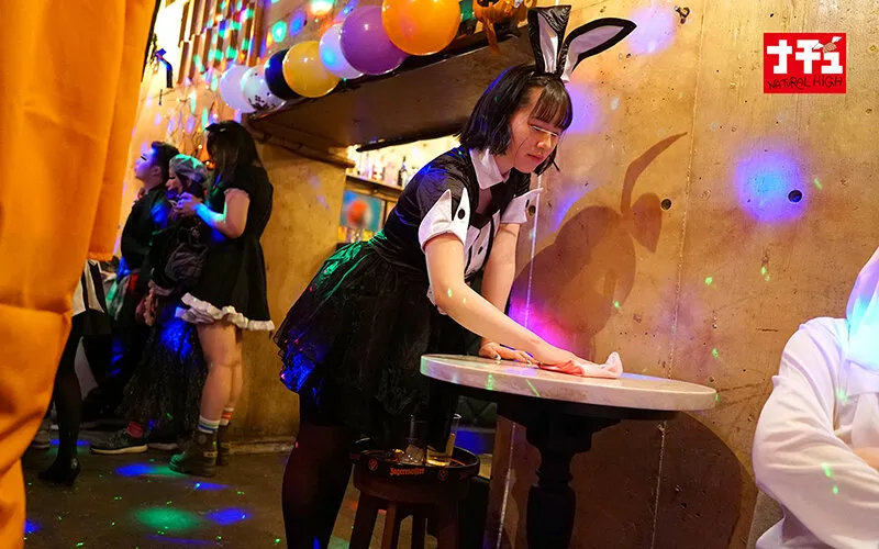 【有加里ののか 天美めあ 如月りいさ 若月もあ】【SPY×FAMILYアーニャコスプレAV】ナチュラルハイ25周年記念作品 ハロウィン羞恥 敏感乳首いじりVer.