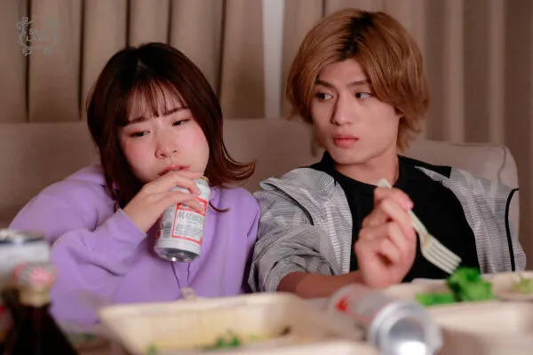 【花音うらら 原美織 沙月恵奈 葉月もえ】more than friends 1【大空太陽 保志健斗 及川大智 橘聖人】