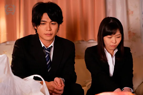 【花音うらら 原美織 沙月恵奈 葉月もえ】more than friends 1【大空太陽 保志健斗 及川大智 橘聖人】