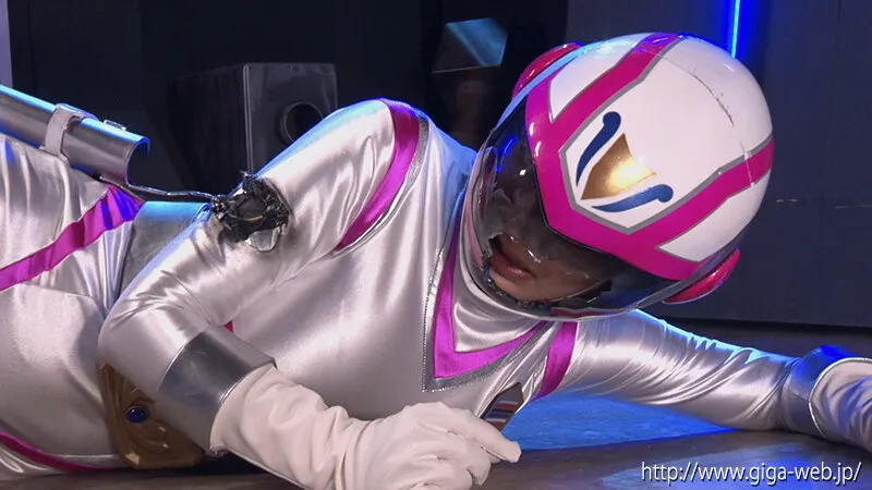 【有村のぞみ 辻芽愛里】戦闘ヒロイン孤立無援チャージマーメイド ～恥辱の貞操帯～