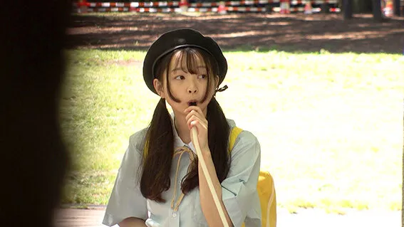 【望月つぼみ】【JSロリ誘拐昏睡レイプ】つきまとい11 細くて天使のような音色を奏でる美少女を電車内から路地まで執拗につきまとい睡●強姦 自宅付近で無邪気に遊んでいる姿に声をかけ連れ去り監禁飼育