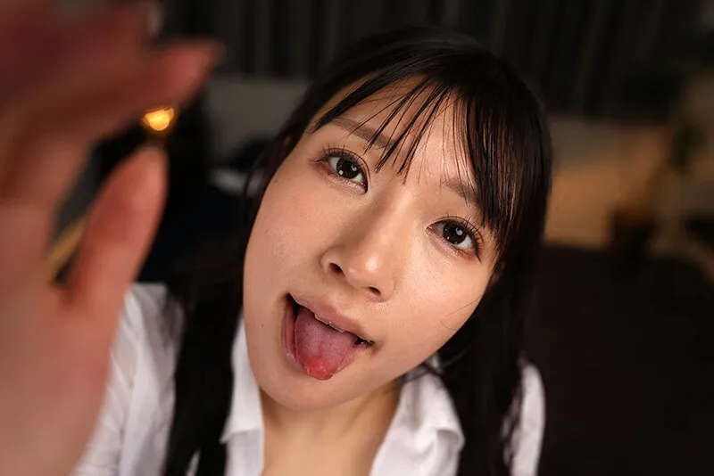 【パワハラ】【VR】これぞ8K！顔面特化アングルVR ～びしょ濡れで部屋に来た「美尻な後輩」と濡れ髪SEX～ 宮城りえ