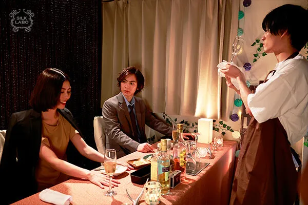 【明里ともか 卯水咲流 田中ねね】Romantic album page2【林太一 千歳小梅 上原千明】