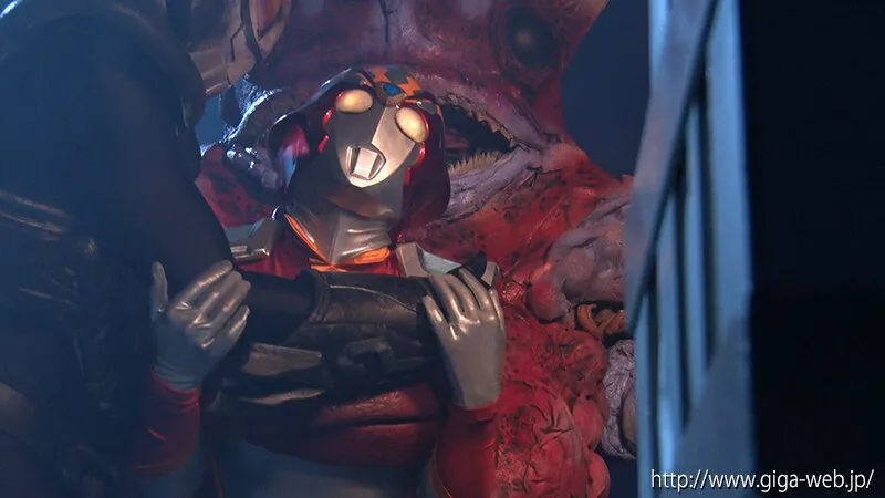 巨大ヒロイン（R） アディア 佐藤ののか