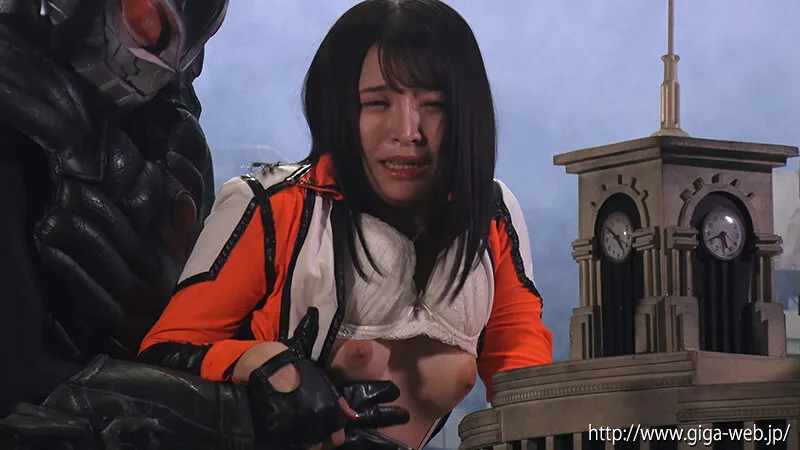 巨大ヒロイン（R） アディア 佐藤ののか