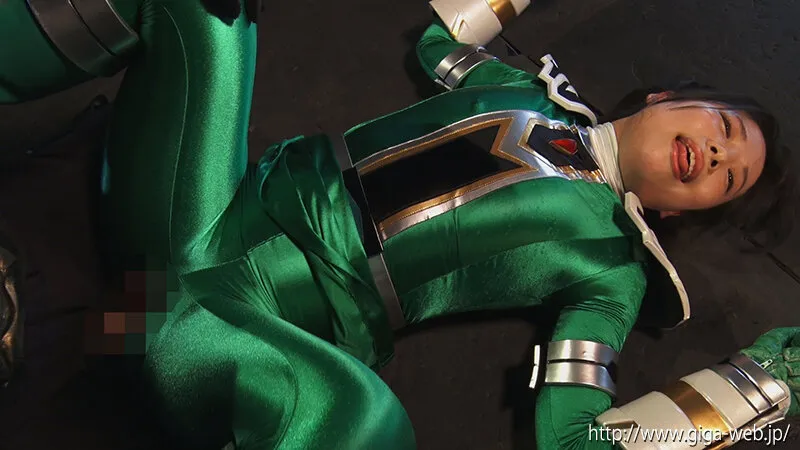 ヒロインエロピンチオムニバス 鮮光戦隊サイリュウジャー 鈴音杏夏