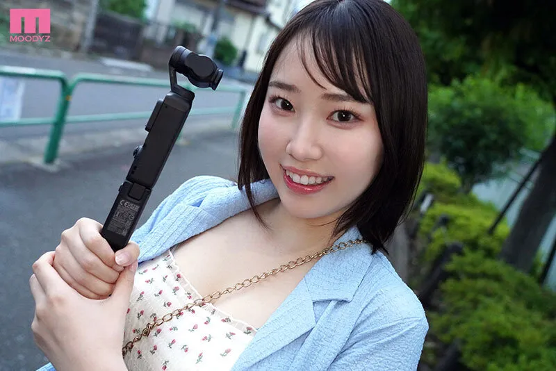 デカチン初・体・験 ずーっと見つめる全編主観いちゃいちゃハメ撮り3本番 野宮あん