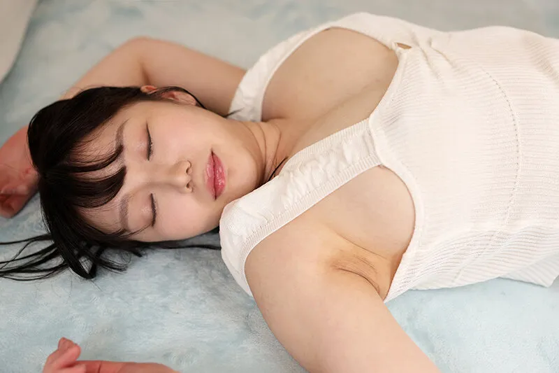 【小坂ひまり】【VR】天然100cmでボクをメロメロにするもちぷにオッパイは100点満点！！隣に住む巨乳幼馴染の汗だく焦らし性交 ひまり