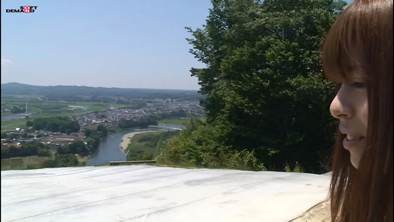 【パラグライダー上空放尿】【AIリマスター】世界初！！空中潮吹きアクメ 彩佳リリス