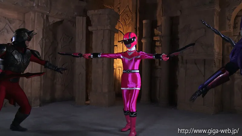 時空戦隊クロノレンジャー クロノピンク ～四面楚歌触手強襲～ 志恩まこ