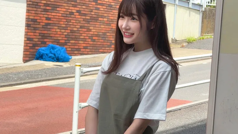【椎名心春】こはるさん【Fカップカフェ店員 セクハラインタビュー・セックス強要・中出しハメ撮り流出】