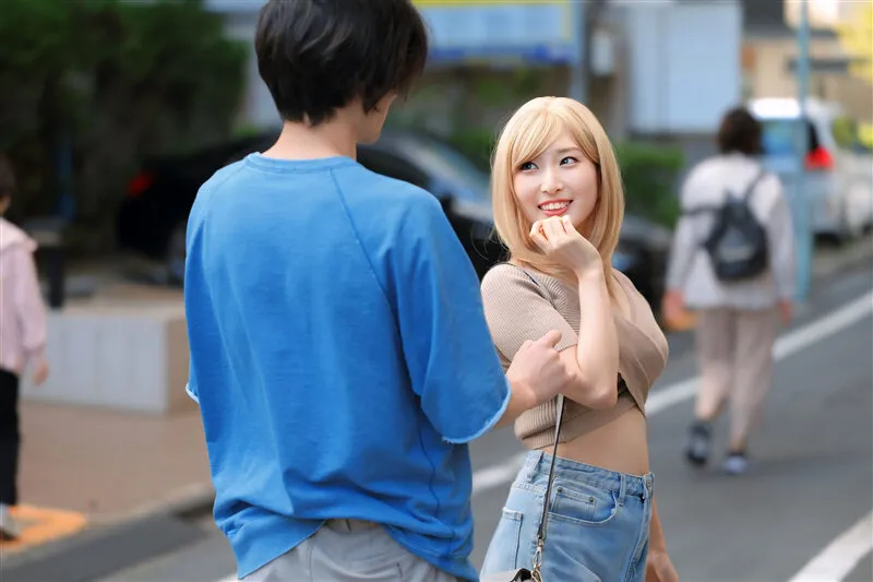 【月野かすみ】【VR】「もう…そんな怒んないでよ？マジでゴメンって♡」浮気しまくる自由奔放な金髪ギャル彼女と喧嘩した後の仲直りSEX