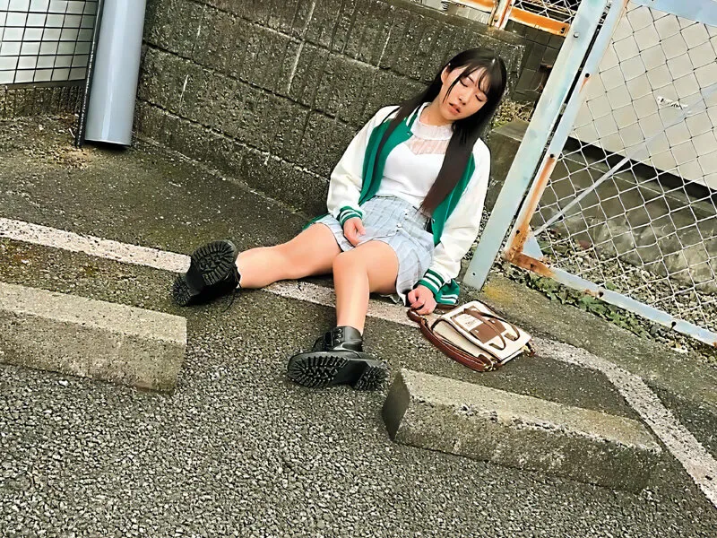 【皆月ひかる】【JK昏睡レイプ】【長期盗撮記録】美少女J系につきまとって撮り貯めた羞恥映像集