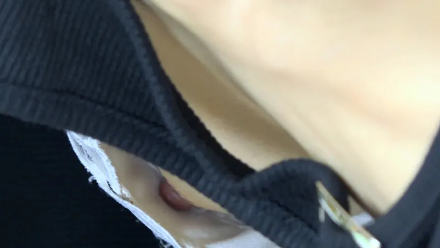 【盗撮】コリっとしたエロ乳首ママ特集＃154■胸チラ■7名登場！！貧乳デカ乳首ママさんベビマ初参加！！