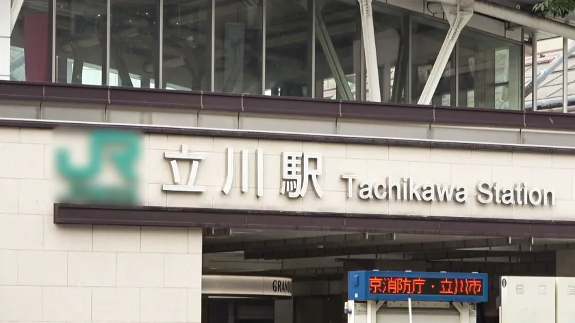 【乙葉らぶ】マジ軟派、初撮。 2111 【流れっクス＝ワンナイトセックス！！】ノリで3Pしちゃうふっ軽女を捕まえました！！セックス事情を質問していくと、普段からマッチングアプリでマッチしたらすぐにセックスしちゃう、流れっクスの申し子でしたwww この素晴らしきスケベな女は、とにかくイキ狂いますwww「えっ？私、オナニーするのなんて当たり前なんだけど」「もはやお金より、おち●ぽしか勝たんでしょwww」と爆弾発言連発！！パンツは常にシミがついちゃっているらしく、常にセックスのことを考えちゃっている女のセックスはとてつもなくエロい！今回もパンツの中はびちゃびちゃで、えっちなお汁が溢れでちゃっていました！