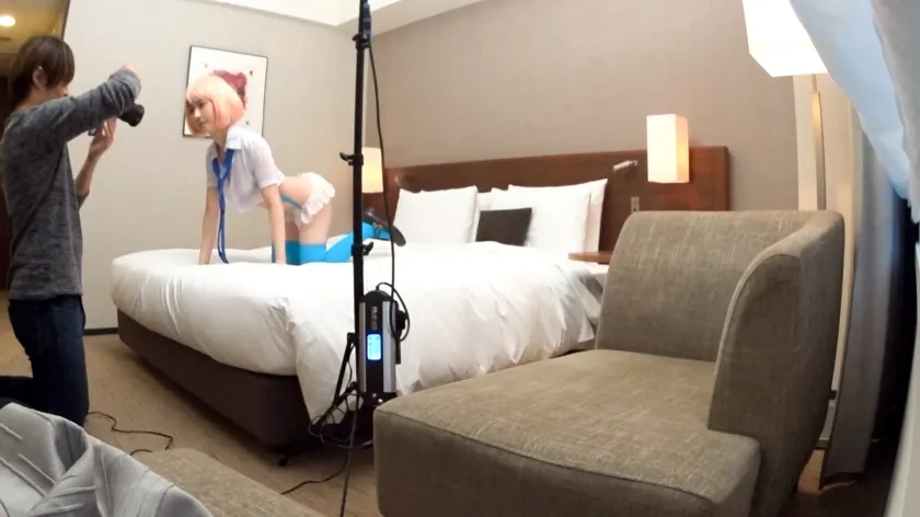 【飛鳥りん】【人気レイヤー×個撮】DMで口説き落とした美巨乳レイヤーとハメ撮り☆えろ衣装のピンク髪美少女が膣奥突かれて無限イキ！！どろ～り精液まみれの顔をドアップ激写☆