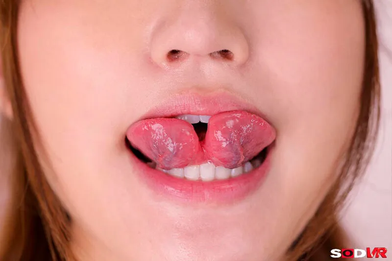 【VR】【8K】採精室で既婚者チ●ポを丸ごと飲み込むイラマ好きスプタン痴女ナース 安堂はるの