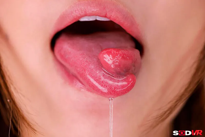 【VR】【8K】採精室で既婚者チ●ポを丸ごと飲み込むイラマ好きスプタン痴女ナース 安堂はるの