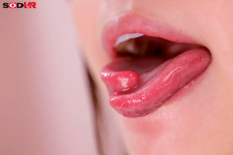 【VR】【8K】採精室で既婚者チ●ポを丸ごと飲み込むイラマ好きスプタン痴女ナース 安堂はるの