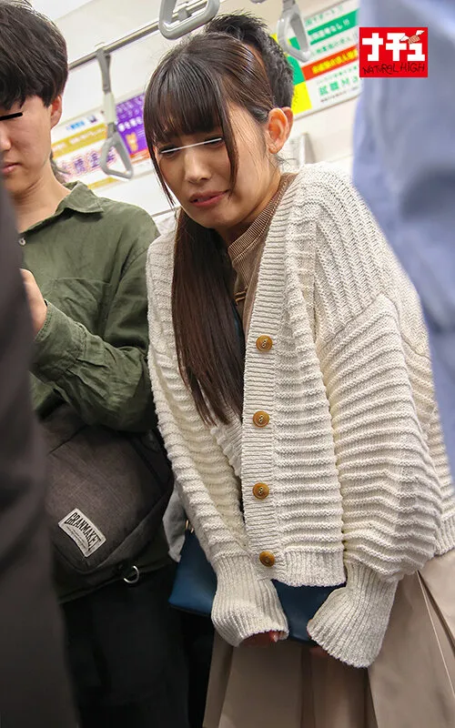 【宇流木さらら 七原さゆ 羽月乃蒼】【痴漢レイプ】彼氏の横で粘着クリいじりされ声も出せず隠しエロ顔しまくる女