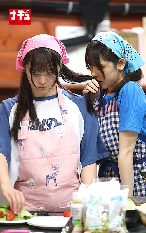 【皆瀬あかり 若月もあ】【JD痴漢レイプ】ナチュラルハイ25周年記念作品 全裸羞恥OK娘レズスペシャル サークル仲間の清純美少女を野外露出で興奮させて感じさせろ